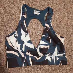 Gym shark bra